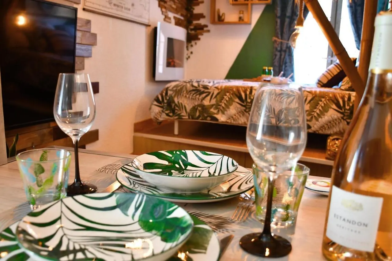 Apartmán La Cahute H24,Cosy,Port,Plage,Wifi,Netflix La Seyne-sur-Mer
